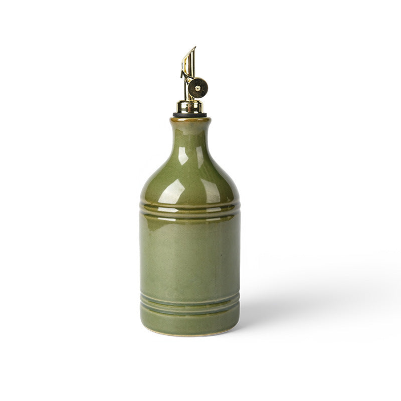 European Retro Green Ceramic Olive Oil Bottle with Stainless Steel Spout – Vintage Kitchen Storage & Seasoning Dispenser